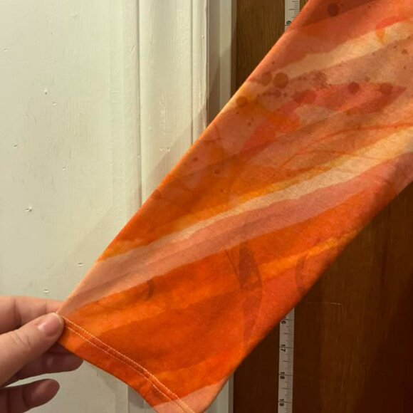 🐻Size S - A.R.T.W - Lovely Sunset Orange and Floral 3/4 Sleeve Pullover - Picture 4 of 6